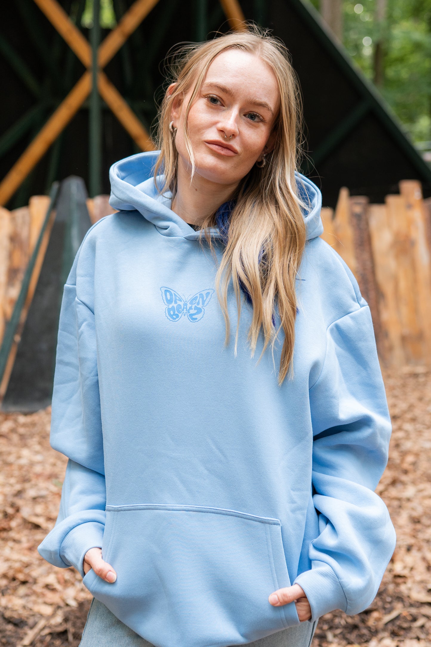 Line Up Hoodie - Butterfly blau