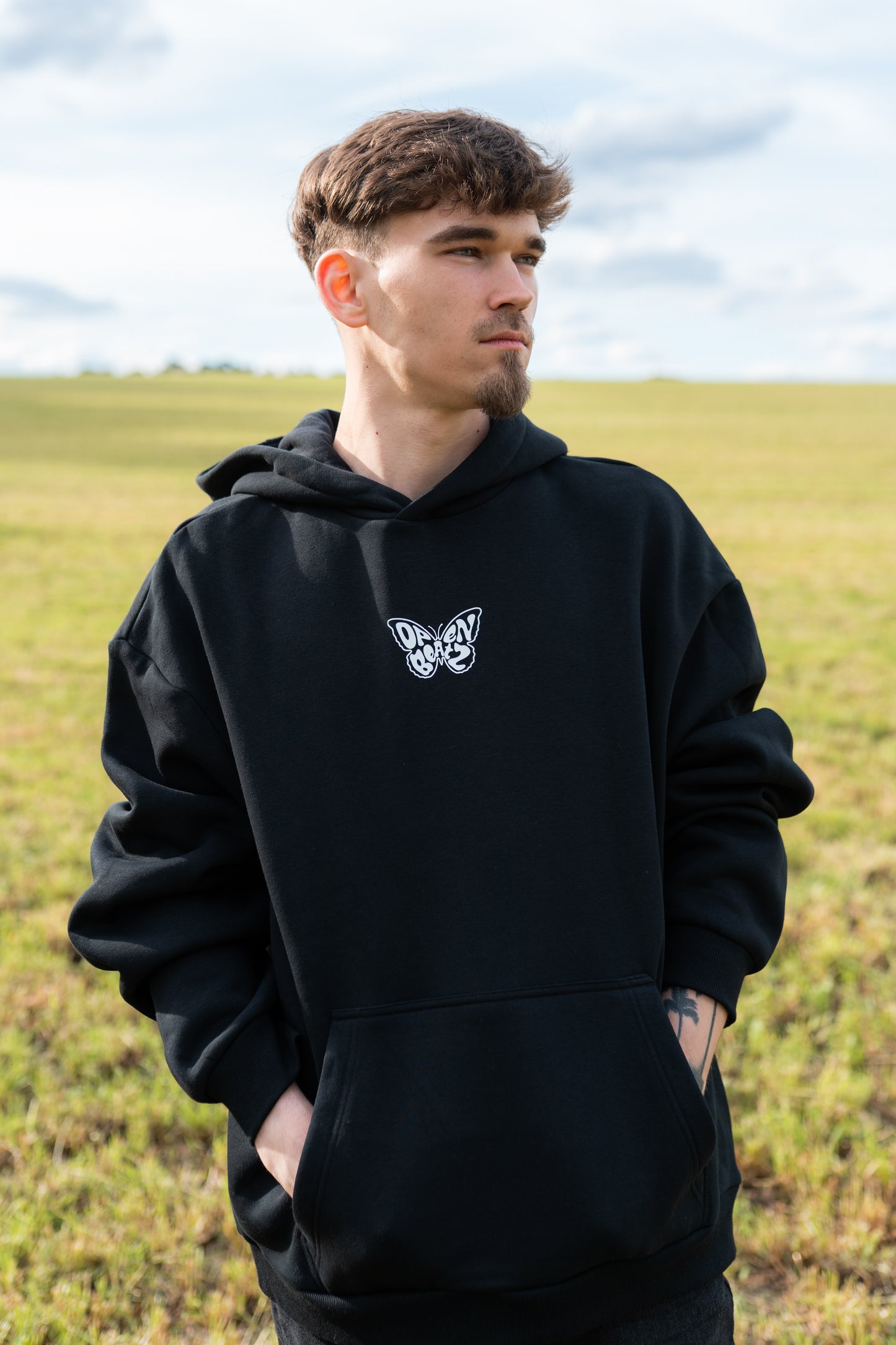 Line Up Hoodie - Butterfly schwarz