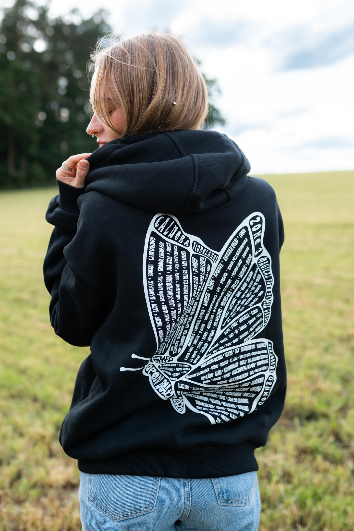 Line Up Hoodie - Butterfly schwarz
